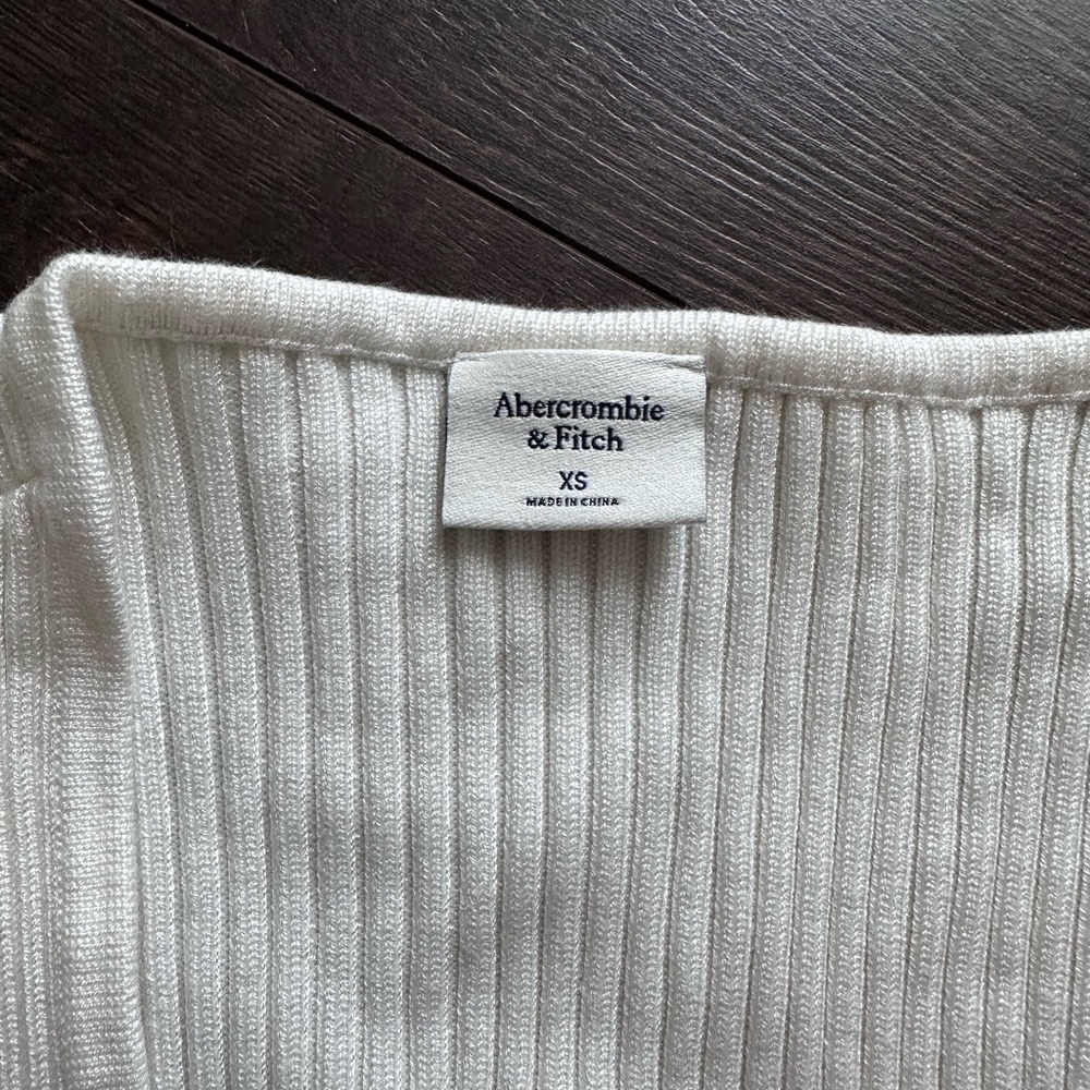 NWOT Cream A&F Ribbed Bodysuit - Picture 3 of 8